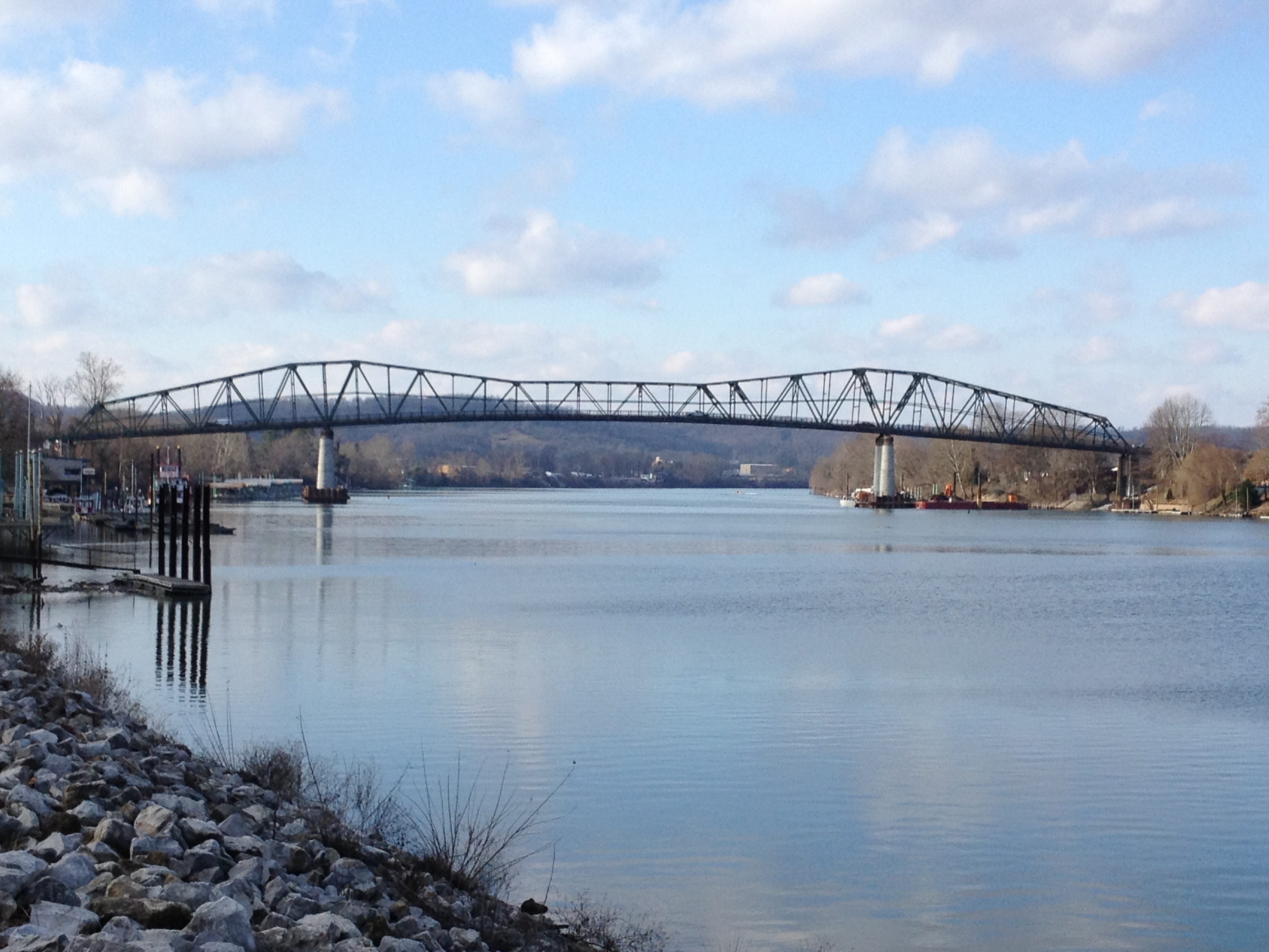 Dick Henderson Bridge - WV MetroNews