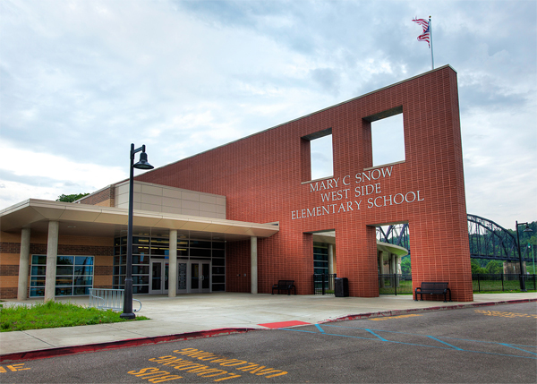 principal-of-charleston-west-side-elementary-school-addresses-poverty