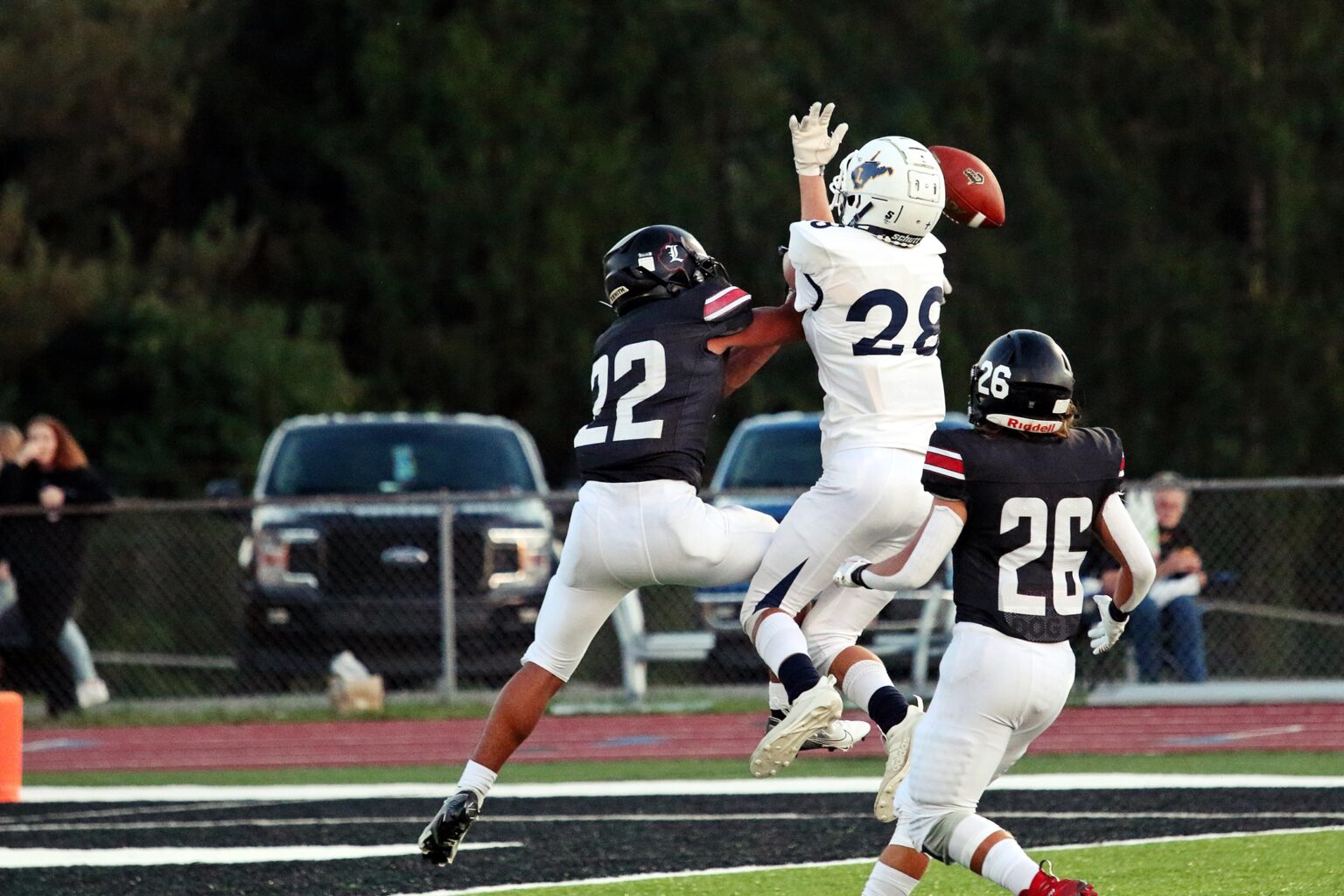 Photo gallery: Liberty Raleigh hands Logan first loss, 20-14 - WV MetroNews