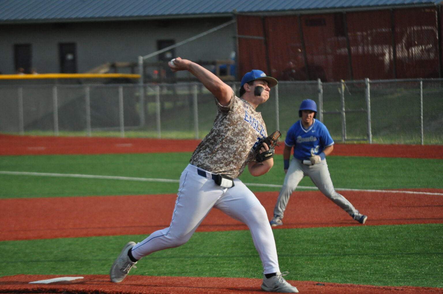 Lewis County gets by Robert C. Byrd 41 for first state tournament spot